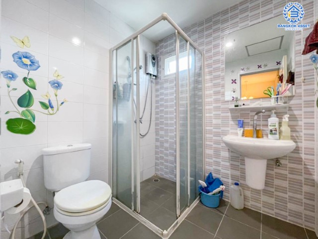 ทาวน์เฮ้าส์มือสองย่านนครปฐม ม.พฤกษาวิลล์44 บรมราชชนนี-ปิ่นเกล้า หลังมุม! เนื้อที่เยอะสุดอะไรสุด ถึง 33 ตร.ว. ฟังก์ชัน 3 ห้องนอน 2 ห้องน้ำ 2 ที่จอดรถ ทำเลดี เดินทางสะดวก ติดถ.บรมราชชนนี ใกล้เซ็นทรัลศาลายา, เดอะมอลล์ บางแค จองเลย!